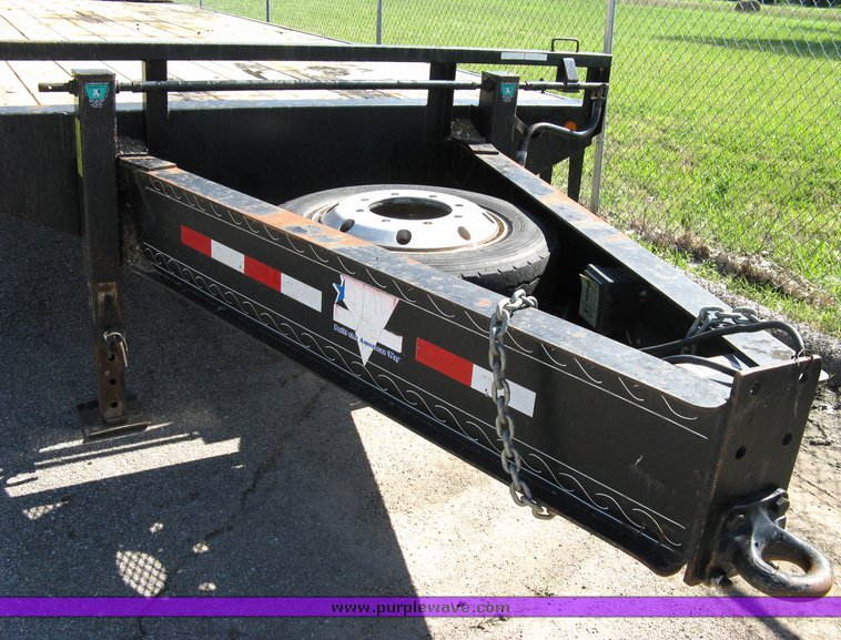 image for item 5008 2004 PJ 20' pintle hitch trailer
