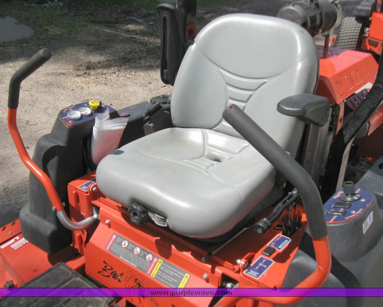 image for item 7068 2008 Bad Boy 7200AOS lawn mower