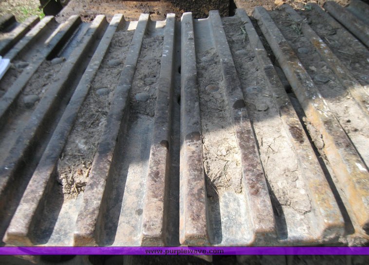 image for item 7110 1985 Caterpillar 231 hydraulic excavator