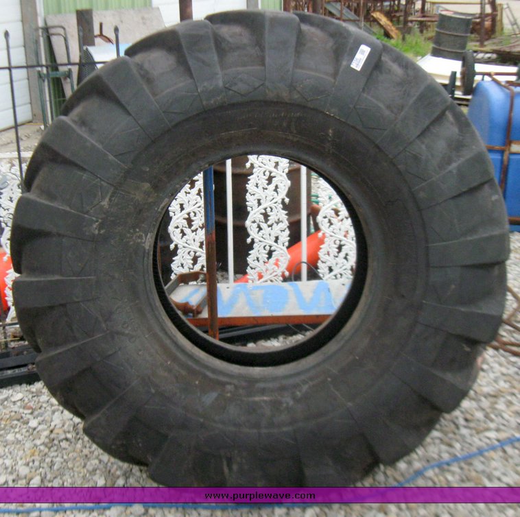 image for item 7356 Goodyear 16.00-24 tire