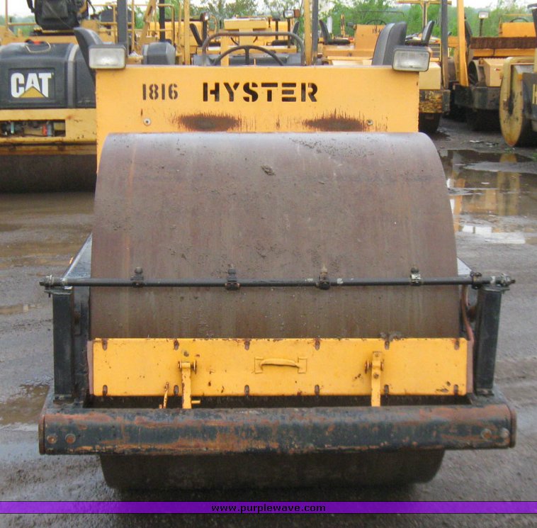 image for item 7362 Hyster C330A roller
