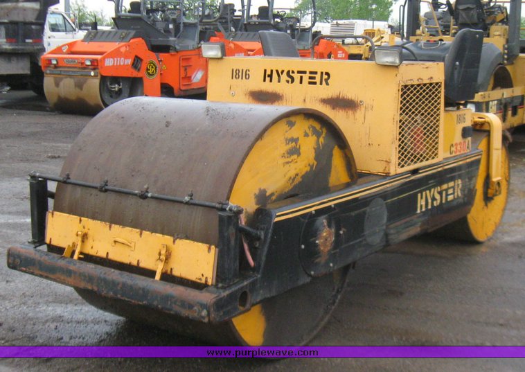 image for item 7362 Hyster C330A roller