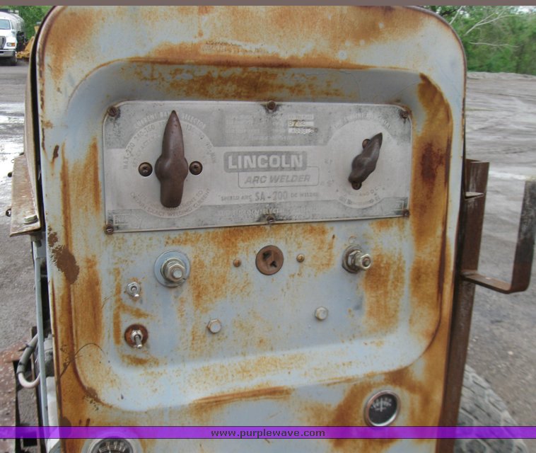 image for item 7364 Lincoln SA-200-F-163 arc welder generator