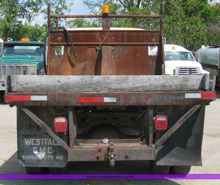 image for item 7366 1979 International truck