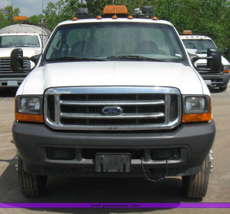 image for item 7367 1999 Ford F-450 Super Duty pickup