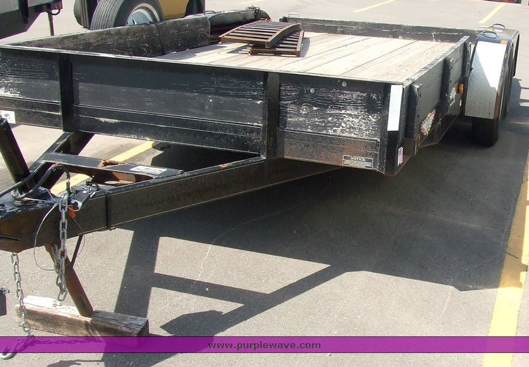 image for item 2050 2006 H&H 22' tandem axle trailer