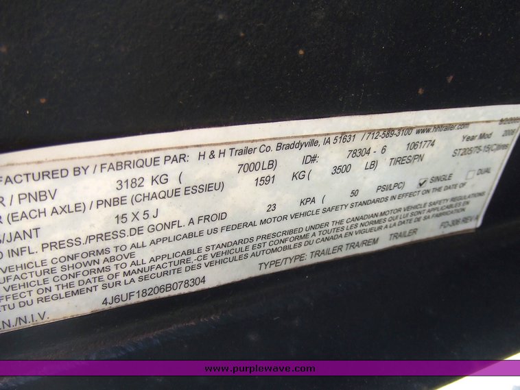 image for item 2050 2006 H&H 22' tandem axle trailer