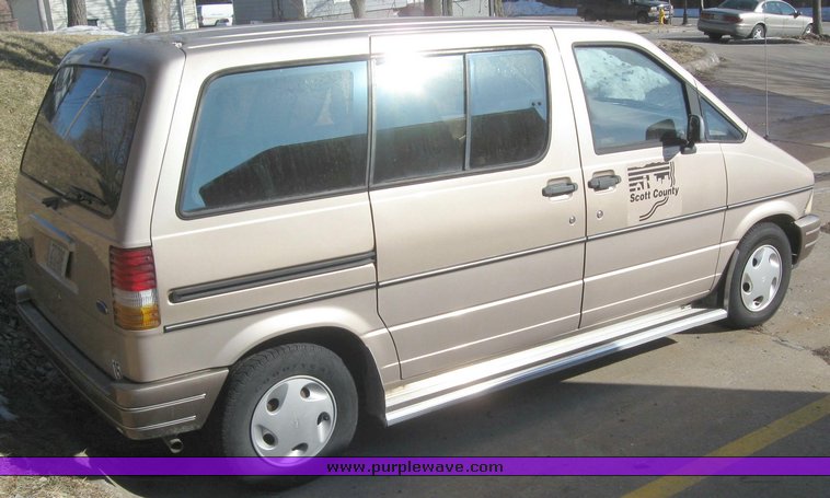 image for item 4234 1993 Ford Aerostar