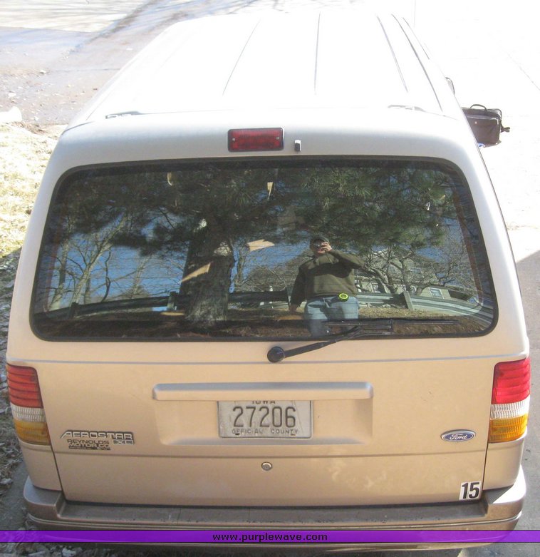 image for item 4234 1993 Ford Aerostar