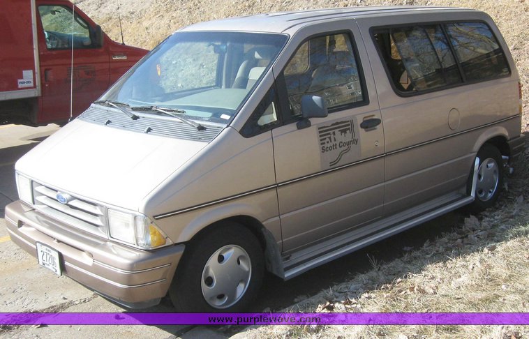 image for item 4234 1993 Ford Aerostar