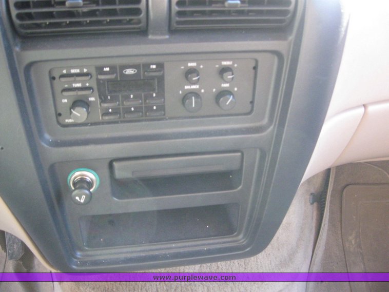 image for item 4234 1993 Ford Aerostar