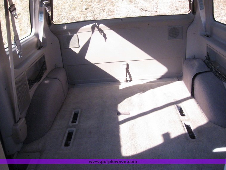 image for item 4234 1993 Ford Aerostar