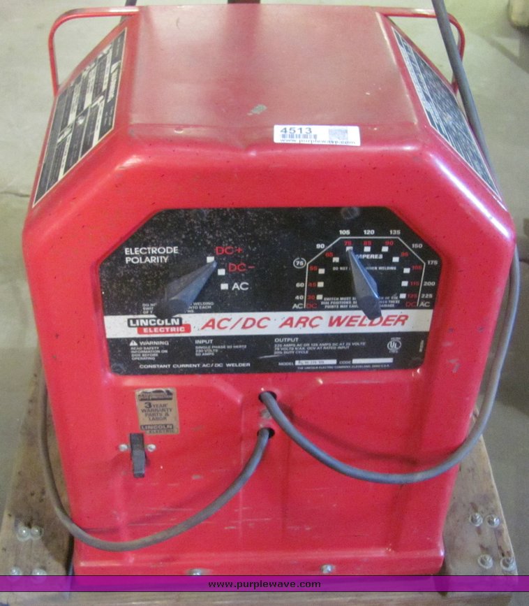 image for item 4513 Lincoln Electric AC/DC arc welder