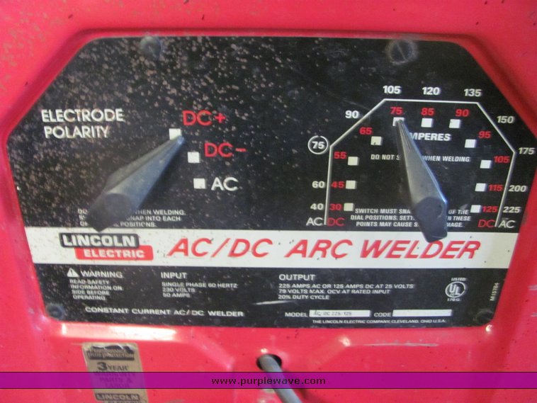 image for item 4513 Lincoln Electric AC/DC arc welder