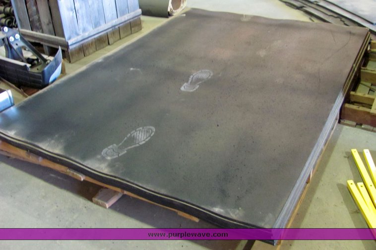 image for item 4520 Assorted rubber mats