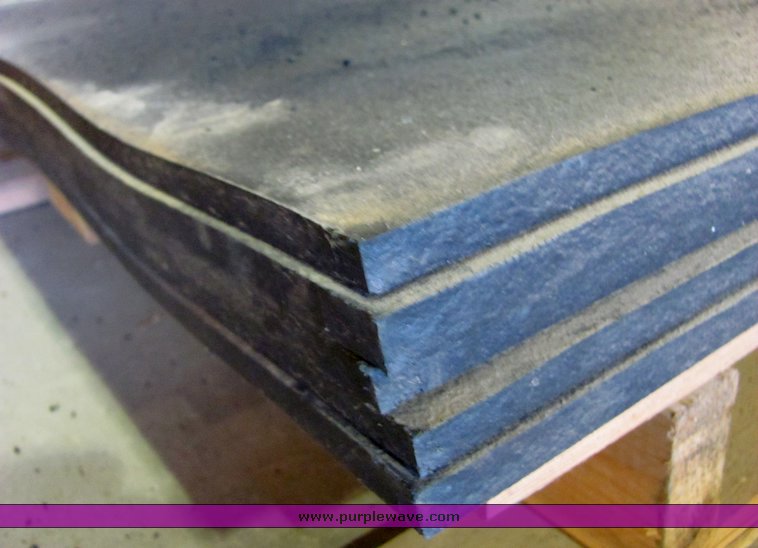 image for item 4520 Assorted rubber mats