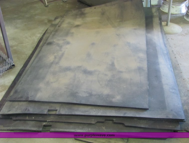 image for item 4520 Assorted rubber mats