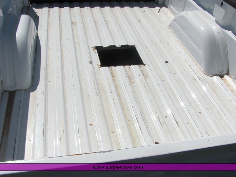 image for item 4558 8' box bed  from 2006 Chevrolet