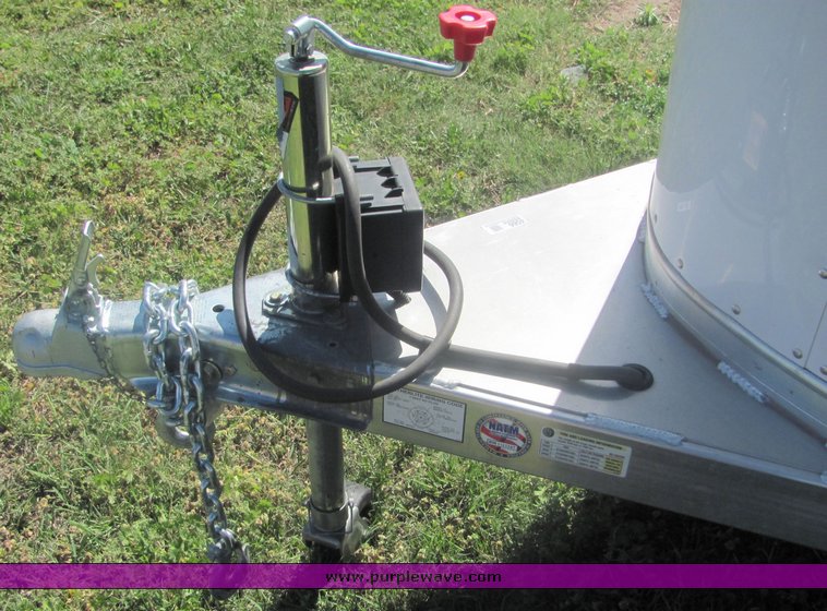 image for item 4566 2008 Featherlite stock/combo trailer