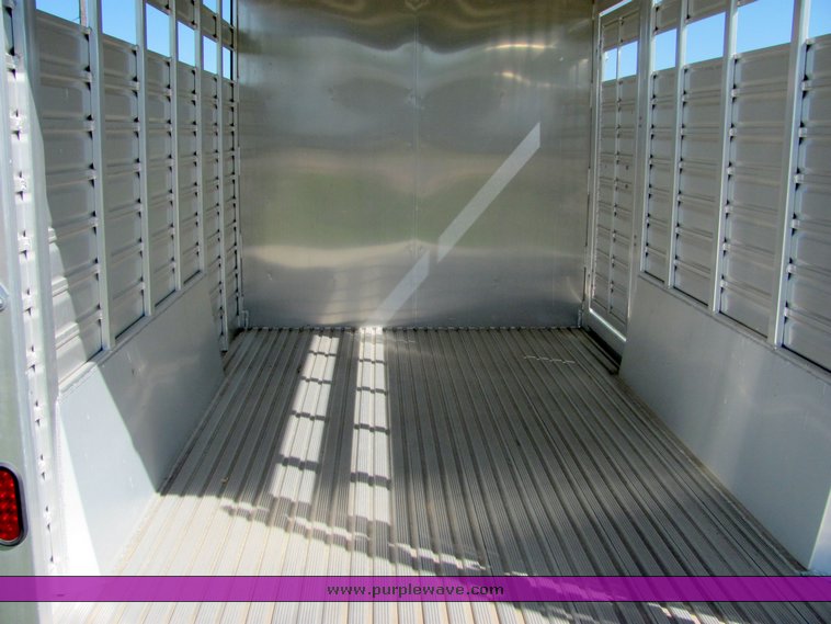 image for item 4566 2008 Featherlite stock/combo trailer