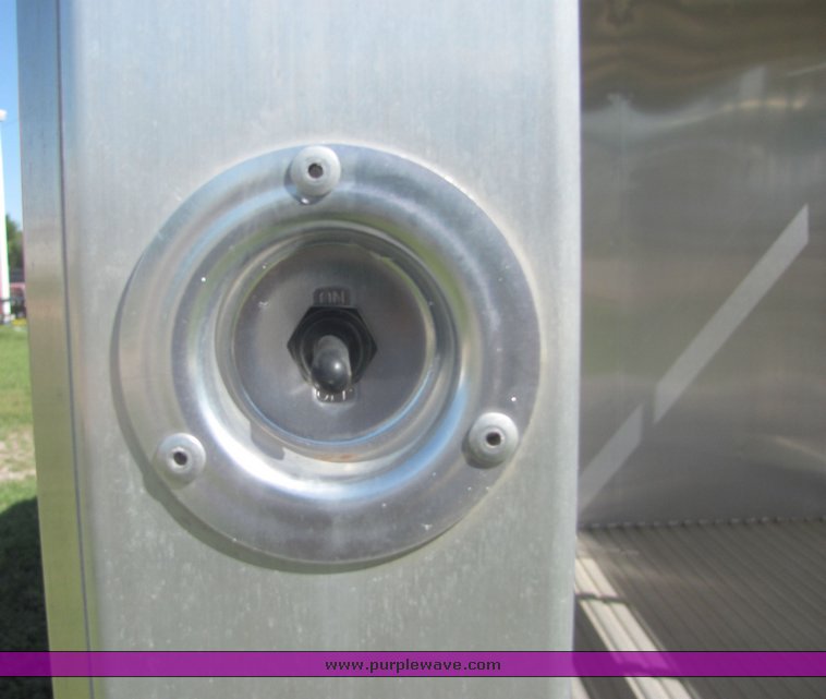 image for item 4566 2008 Featherlite stock/combo trailer