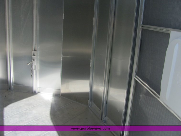 image for item 4566 2008 Featherlite stock/combo trailer