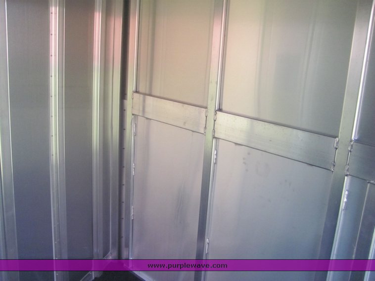 image for item 4567 2007 Feather Lite aluminum three horse slant trailer