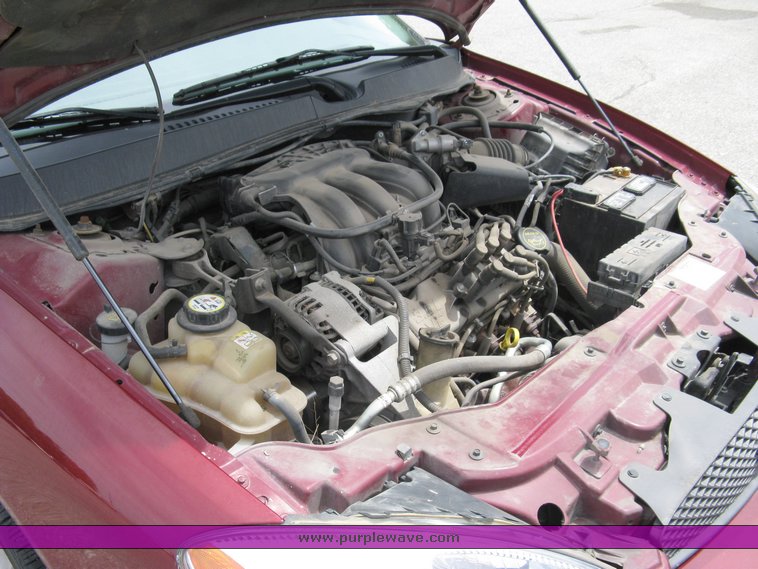 image for item 5000 2007 Ford Taurus SE