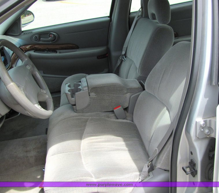 image for item 6019 2001 Buick LeSabre Custom