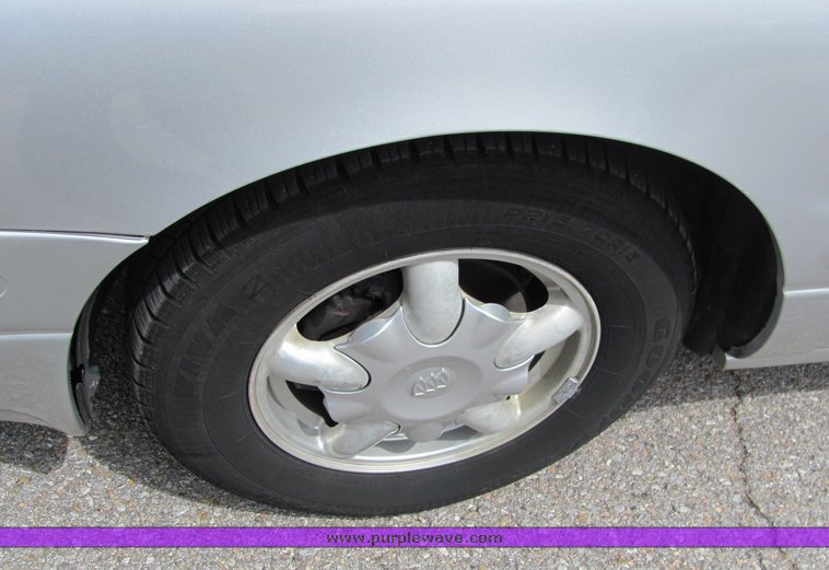 image for item 6019 2001 Buick LeSabre Custom