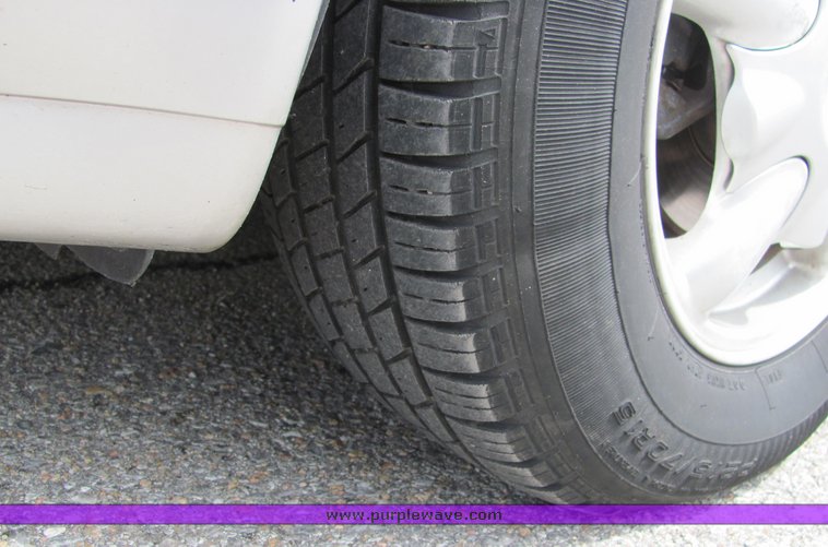 image for item 6019 2001 Buick LeSabre Custom