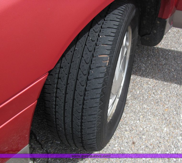 image for item 6020 1995 Ford Windstar Wagon