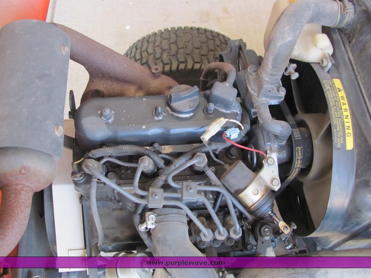 image for item 6075 Kubota GF1800 60" riding lawn mower