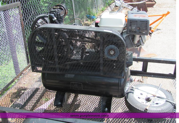 image for item 6076 Air compressor trailer