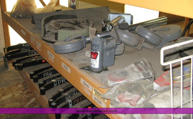 image for item 7715 Trailer parts and accessories