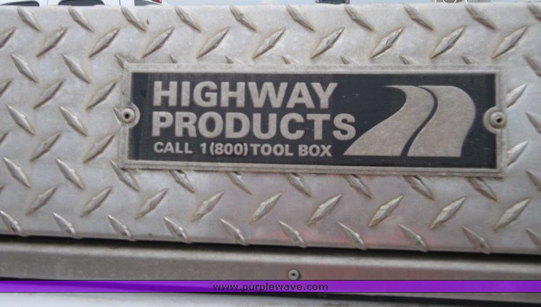 image for item 1011 Pickup tool boxes and headache rack