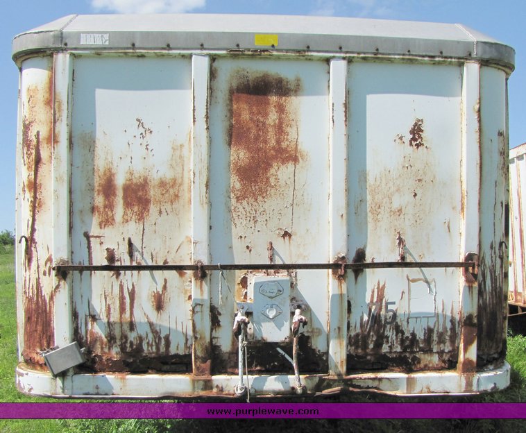 image for item 3275 1985 Hobbs 42' trailer