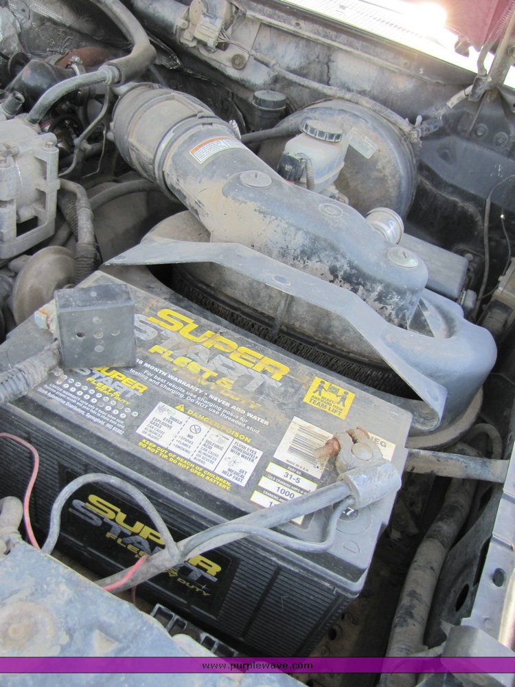 image for item 3277 1996 Ford F350 flatbed pickup