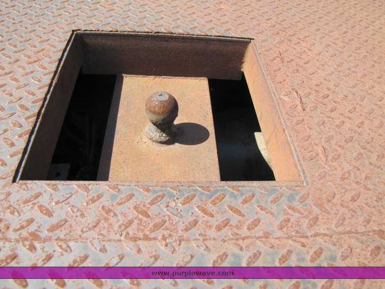 image for item 3277 1996 Ford F350 flatbed pickup