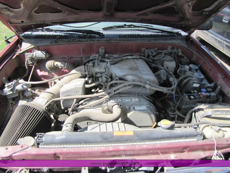 image for item 3283 1996 Toyota Tacoma pickup