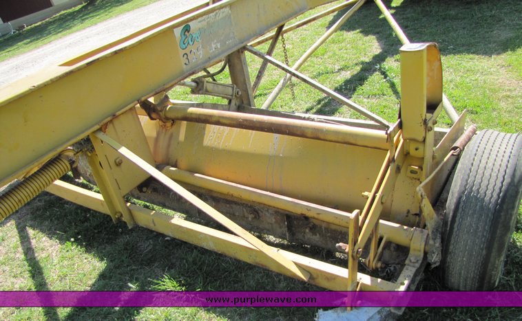 image for item 3284 Eversman 329 leveler