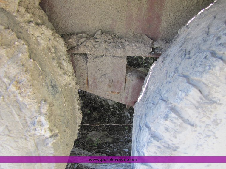 image for item 3285 2001 Starlite gooseneck flat bed trailer