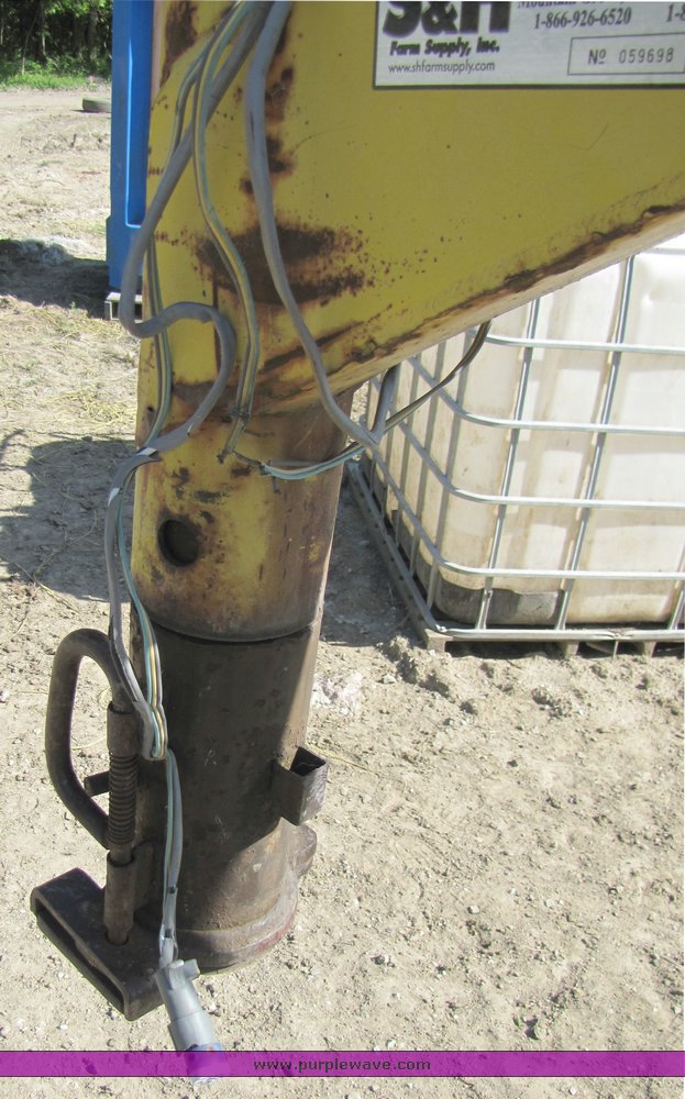 image for item 3286 HayVan inline hay trailer