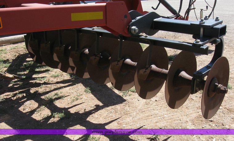 image for item 6312 Case MRX 690 seven-shank disc ripper