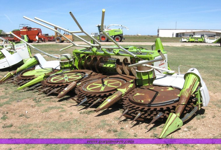 image for item 6315 2007 Claas RU-600 eight-row forage head