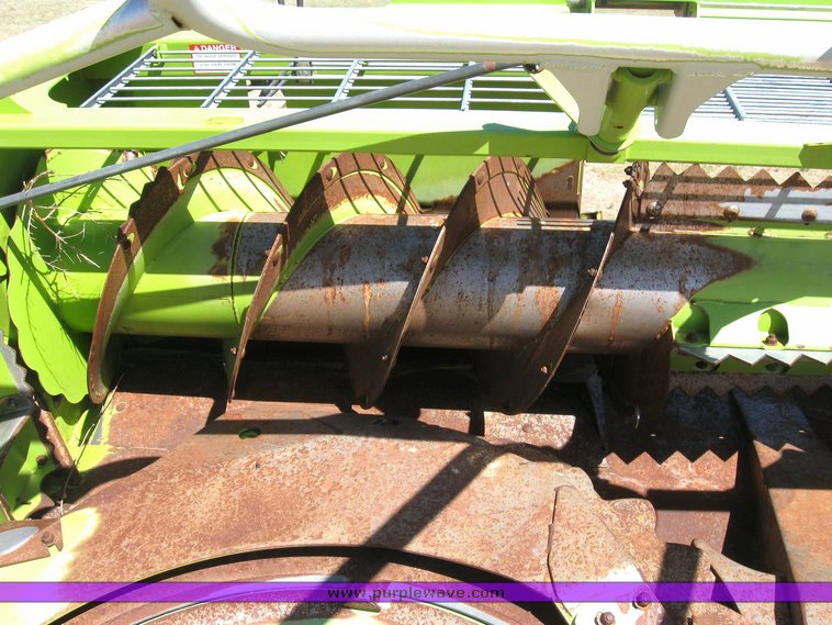 image for item 6315 2007 Claas RU-600 eight-row forage head