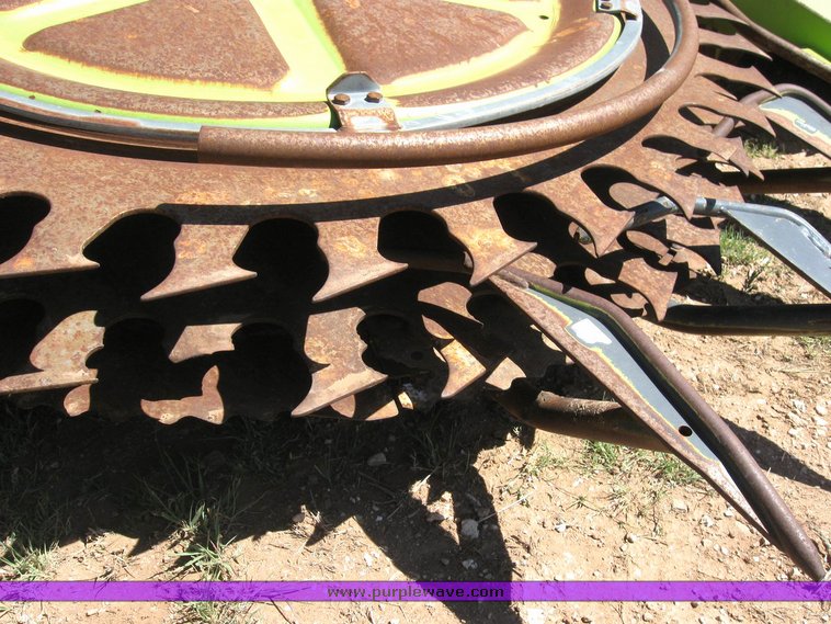 image for item 6315 2007 Claas RU-600 eight-row forage head