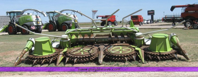 image for item 6316 Claas RU-600 eight-row forage head