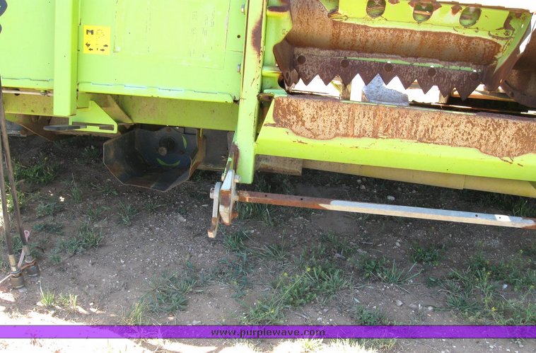 image for item 6316 Claas RU-600 eight-row forage head