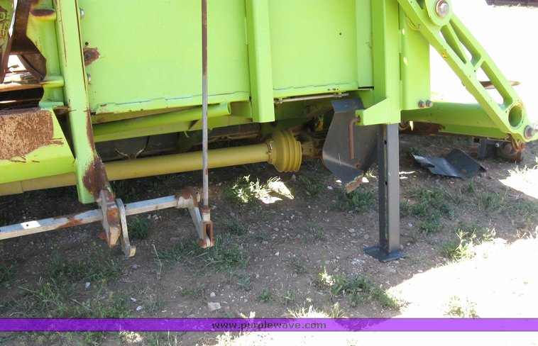 image for item 6316 Claas RU-600 eight-row forage head